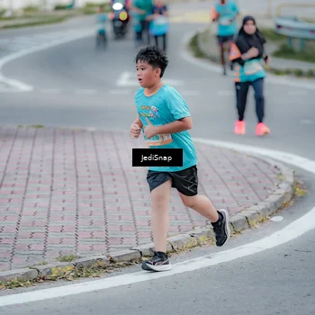 Runner Photo 8286254