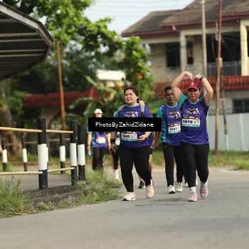 Runner Photo 8286263