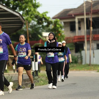 Runner Photo 8286336