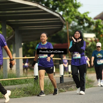 Runner Photo 8286345