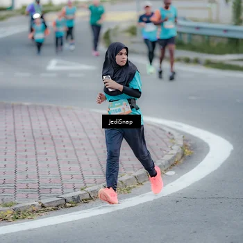 Runner Photo 8286370