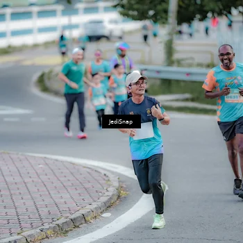 Runner Photo 8286521
