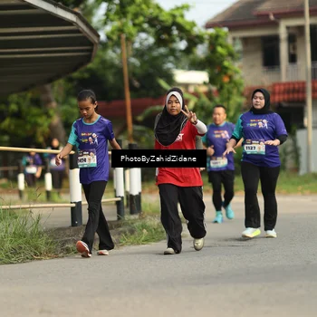 Runner Photo 8286639