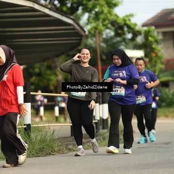 Runner Photo 8286654
