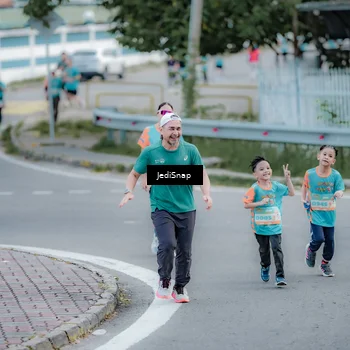 Runner Photo 8286665
