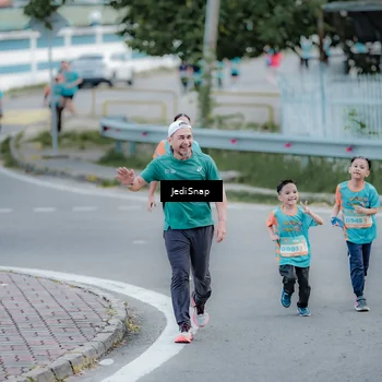 Runner Photo 8286668