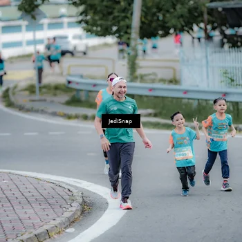 Runner Photo 8286674