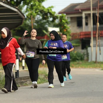 Runner Photo 8286675