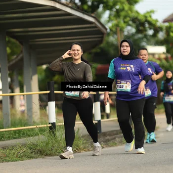 Runner Photo 8286689