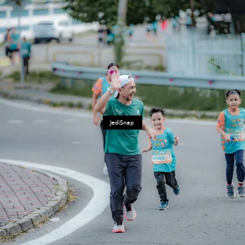 Runner Photo 8286702