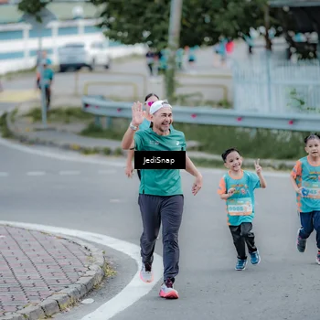 Runner Photo 8286710