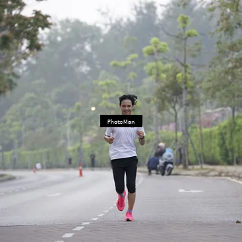 Runner Photo 8286739