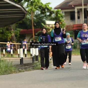 Runner Photo 8286741