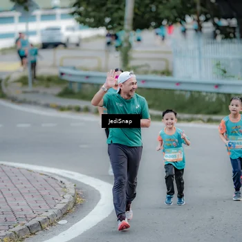 Runner Photo 8286753