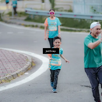 Runner Photo 8286756