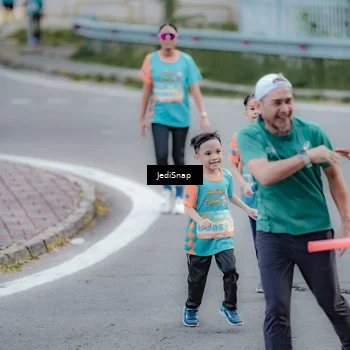 Runner Photo 8286798
