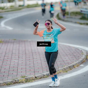 Runner Photo 8286861