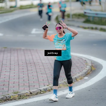 Runner Photo 8286867
