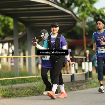 Runner Photo 8286877