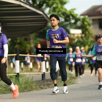 Runner Photo 8286881