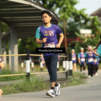 Runner Photo 8286887