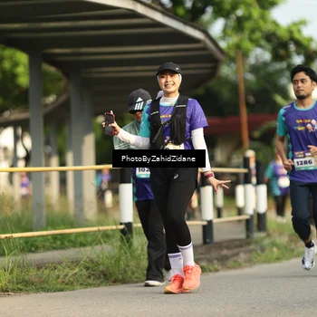 Runner Photo 8286900