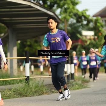 Runner Photo 8286901