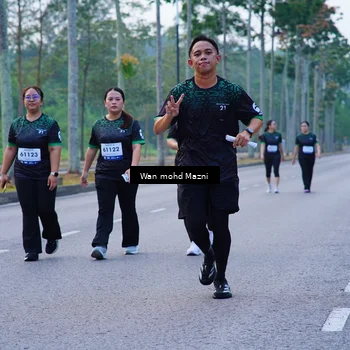 Runner Photo 8286904