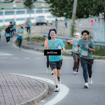 Runner Photo 8286934