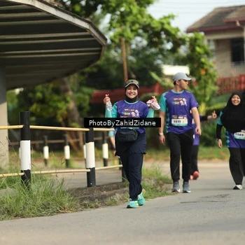 Runner Photo 8287024