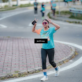 Runner Photo 8287033