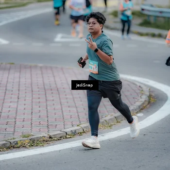 Runner Photo 8287035