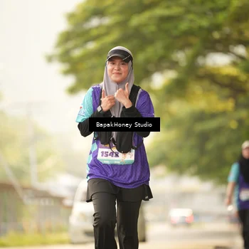Runner Photo 8287056