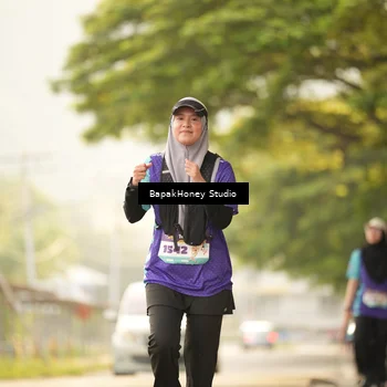Runner Photo 8287078