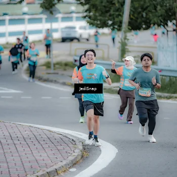 Runner Photo 8287090