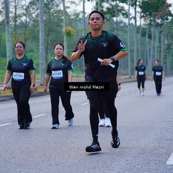 Runner Photo 8287096