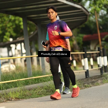 Runner Photo 8287106