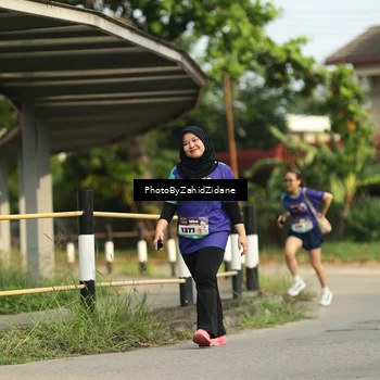 Runner Photo 8287134