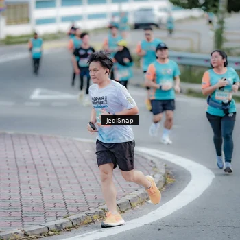 Runner Photo 8287262