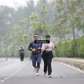 Runner Photo 8287305