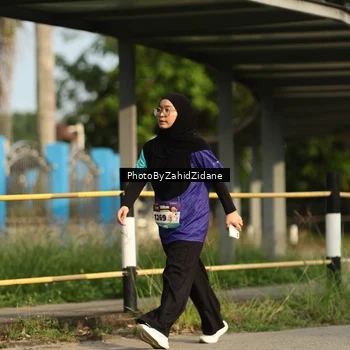 Runner Photo 8287375