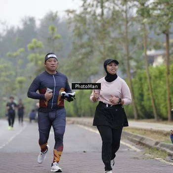Runner Photo 8287384