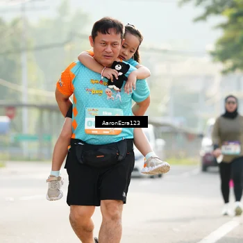 Runner Photo 8287583