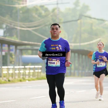 Runner Photo 8287672
