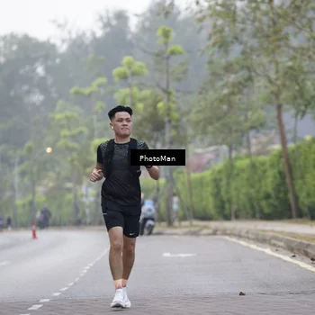 Runner Photo 8287681