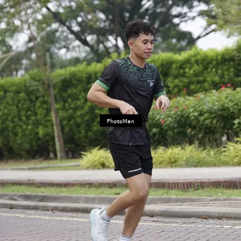 Runner Photo 8287748