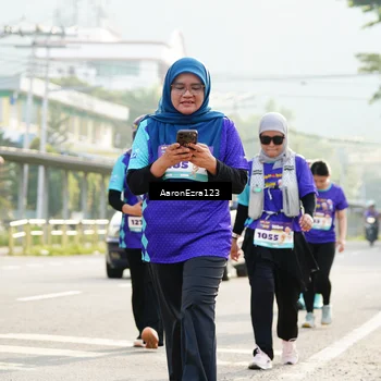 Runner Photo 8287751