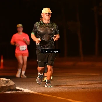 Runner Photo 8287846
