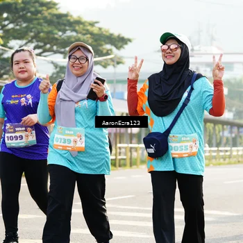 Runner Photo 8287863