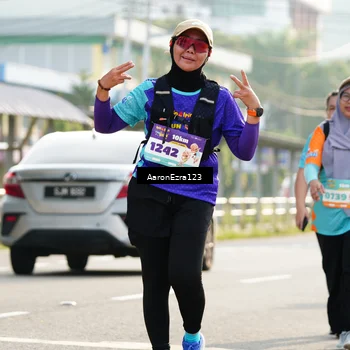 Runner Photo 8287942